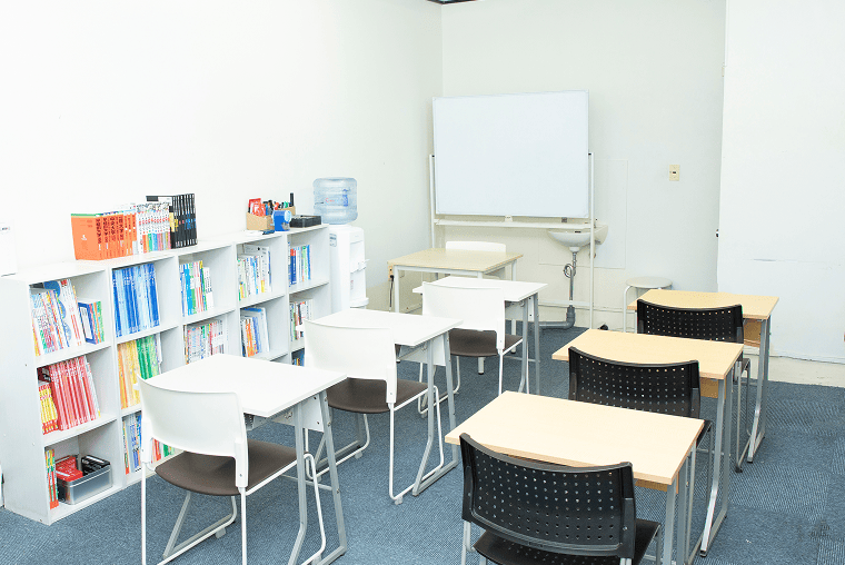 小金井校の教室内の写真